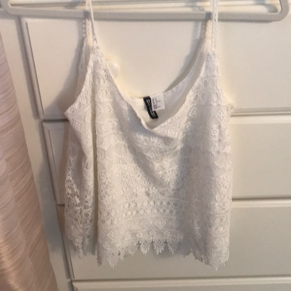 HM TANK TOP NEVER WORN